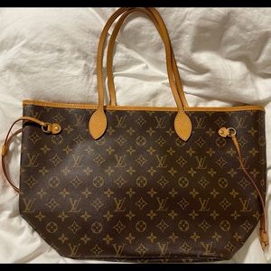 Louis Vuitton Neverfull MM tote